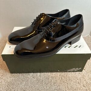 Mezlan Black Patent Leather Oxfords, Broadway, size 8.5 M, New in Box